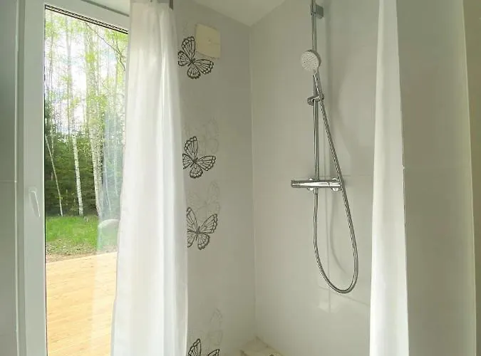 Maasikmaee- Unustamatu Puhkus Looduse Vaikuses *